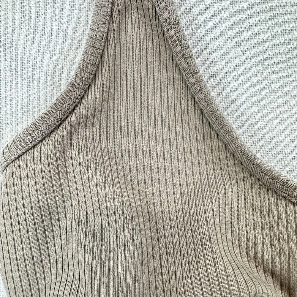 ALO Yoga Beige Ribbed Blissful Athletic Sporty Workout Sports Bra Size S